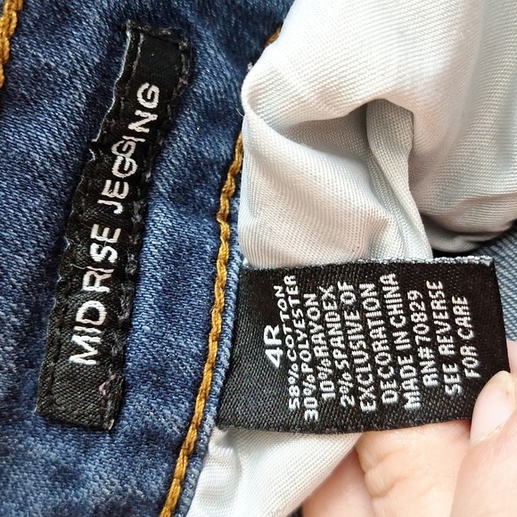 RUE21 MID RISE JEGGINGS STRETCHY BLUE JEANS 4R - Picture 5 of 5